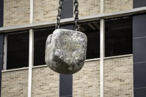 wrecking ball 3597678 1920